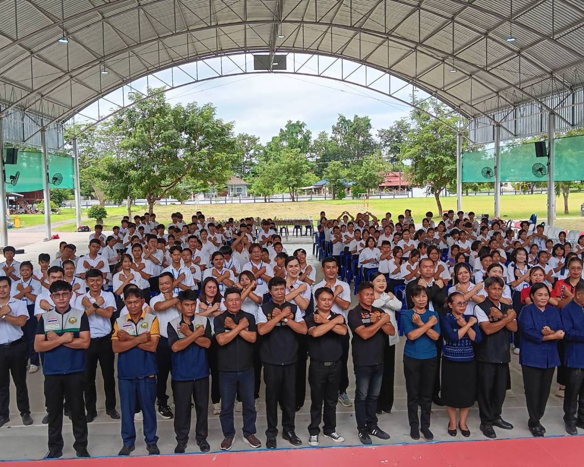 ร่วมแสดงออกเชิงสัญลักษณ์ในการต่อต้านและป้องกันการทุจริต คอรัปชั่นทุกรูปแบบในสถานศึกษาและสถานที่ราชการในพื้นที่และประกาศเจตนารมณ์เรื่อง “สุจริต โปร่งใส ตรวจสอบได้